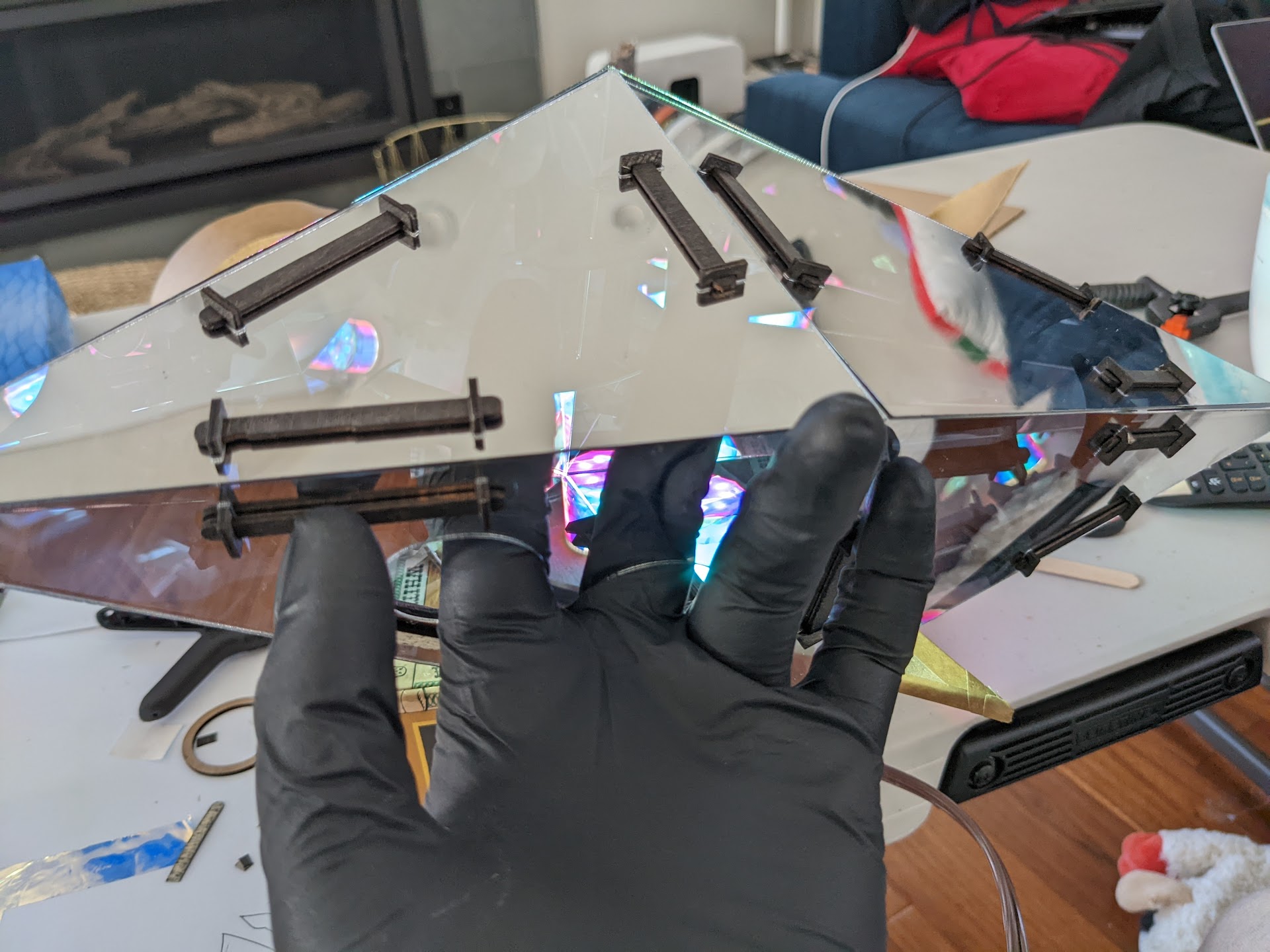 post assembly detail on bottom face